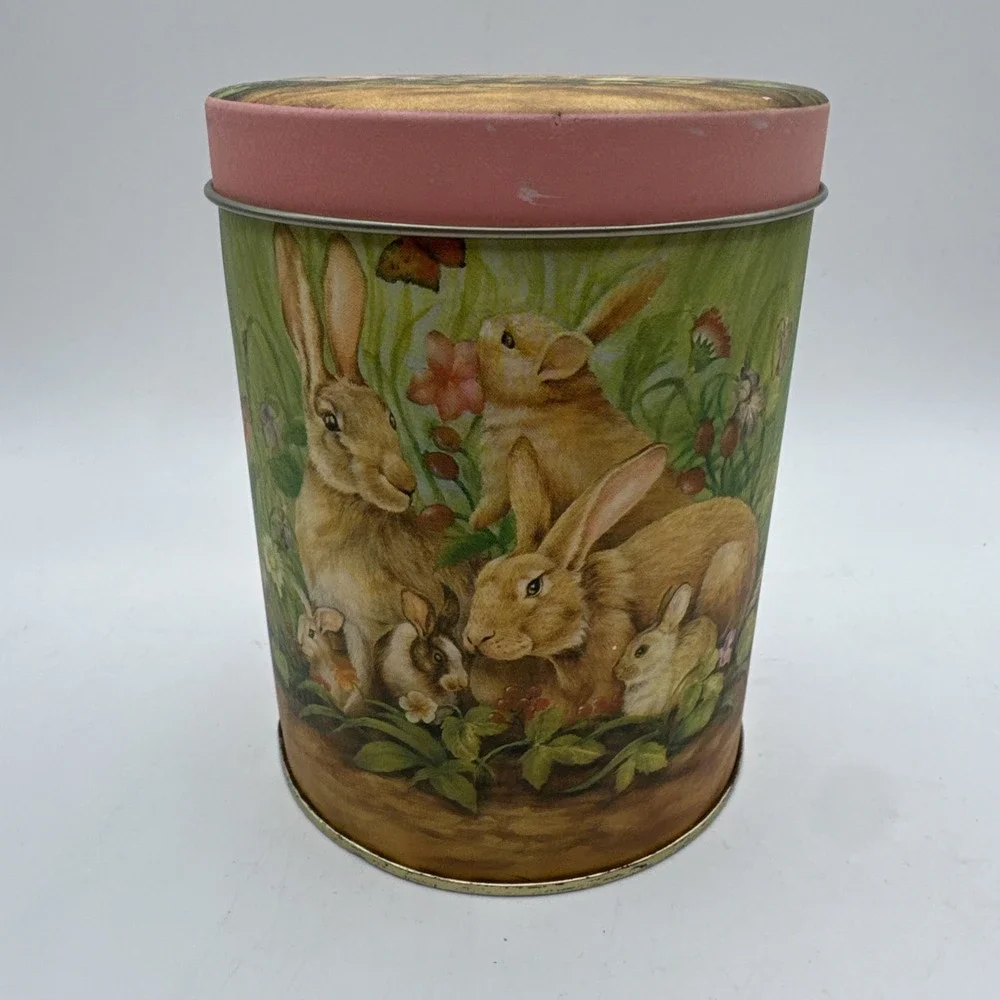 Easter Storage Tin‎ Container Cookie Treat Bunny Rabbit Family Vintage 90s Lid